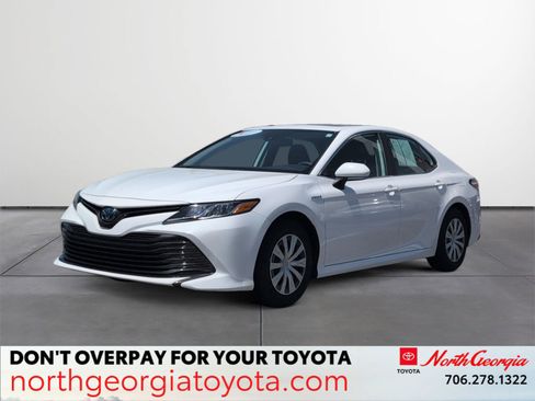 Certified 2020 Toyota Camry LE w/ Sunroof Package image 1
