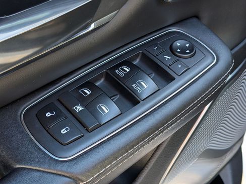 Used 2019 RAM 1500 Limited image 14