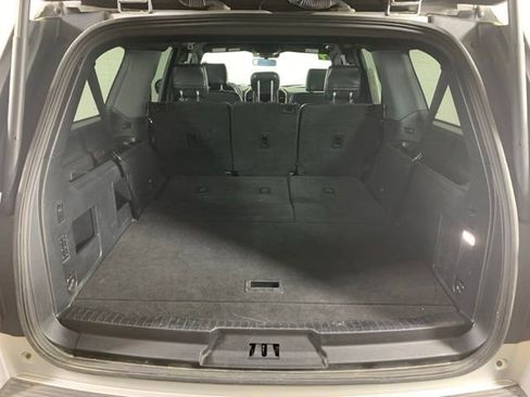 Used 2019 Ford Expedition Max XLT w/ Equipment Group 202A AWD/4WD image 30