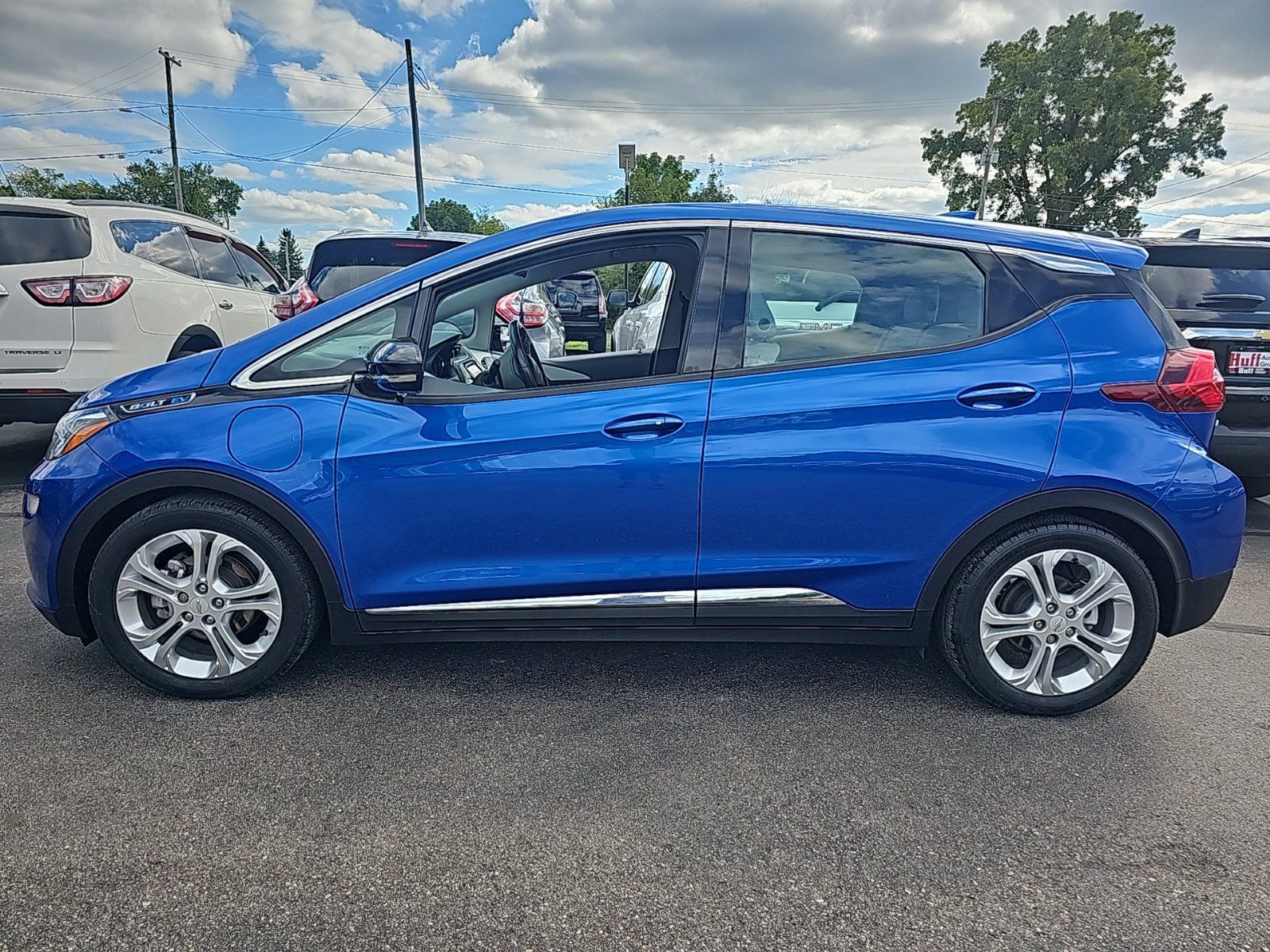 Used 2020 Chevrolet Bolt LT FWD image 4