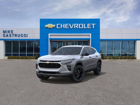 New 2026 Chevrolet Trax LT image 8