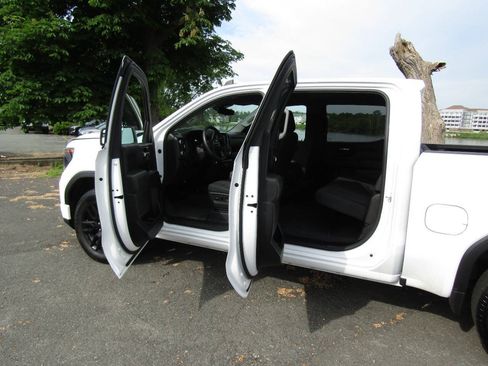 Used 2024 GMC Sierra 1500 Pro w/ Graphite Edition AWD/4WD image 22