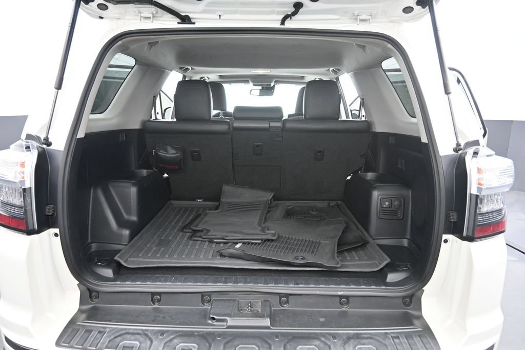 Used 2021 Toyota 4Runner Nightshade AWD/4WD image 30