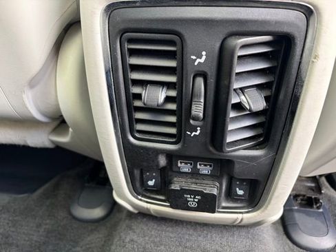 Used 2019 Jeep Grand Cherokee Summit image 40