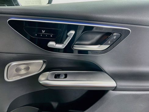 Certified 2026 Mercedes-Benz GLC 300 4MATIC image 32