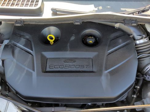 Used 2018 Ford Escape Titanium w/ Ford Safe & Smart Package AWD/4WD image 30
