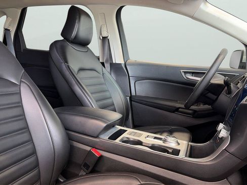 Used 2022 Ford Edge SEL AWD/4WD image 14