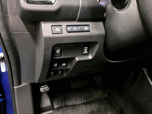 Used 2024 Nissan Frontier PRO-4X w/ Pro Convenience Package image 30