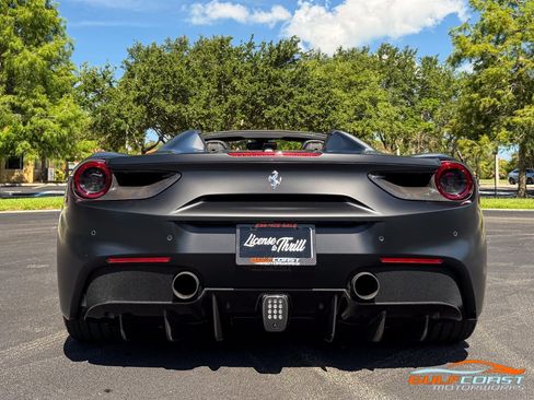 Used 2017 Ferrari 488 Spider RWD image 50