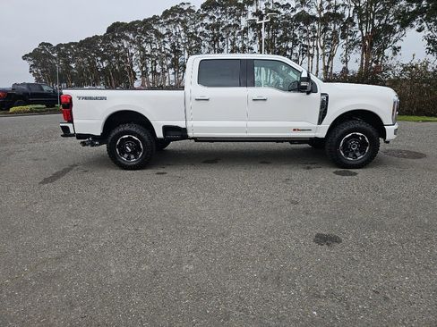 New 2026 Ford F250 Platinum w/ Platinum Plus Package AWD/4WD image 44