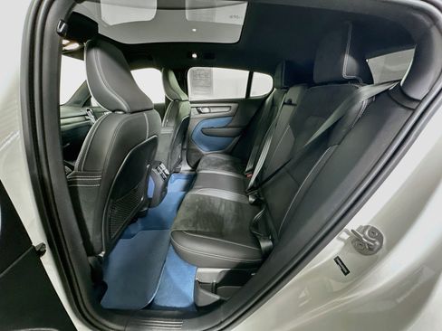 Used 2023 Volvo C40 P8 Recharge Plus AWD/4WD image 28