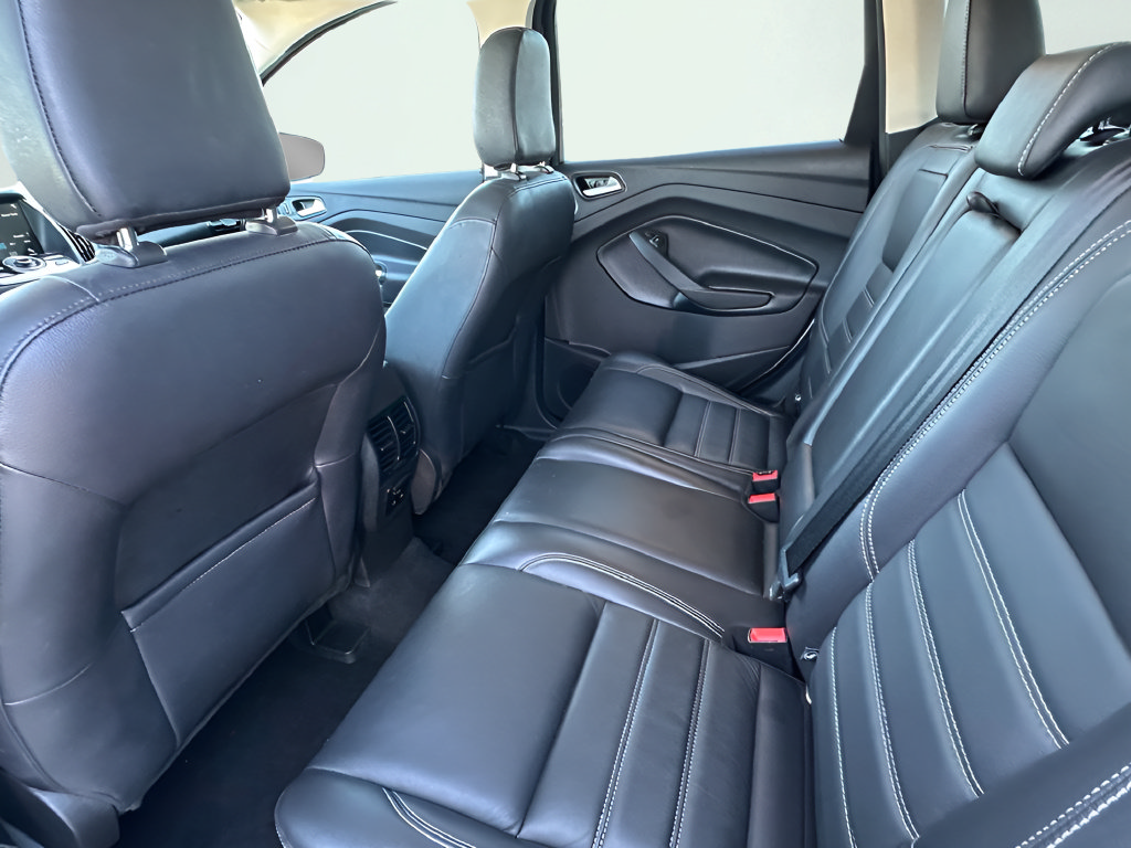Used 2019 Ford Escape Titanium AWD/4WD image 8