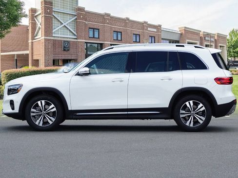 Certified 2025 Mercedes-Benz GLB 250 image 8