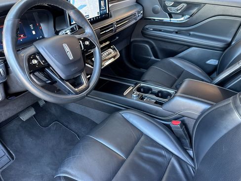 Used 2024 Lincoln Corsair Reserve w/ Equipment Group 201A AWD/4WD image 4