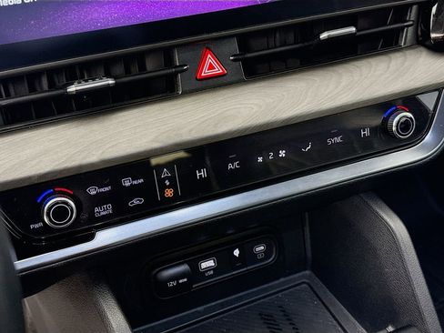 Used 2023 Kia Sportage X-Line w/ X-Line Premium Package image 15