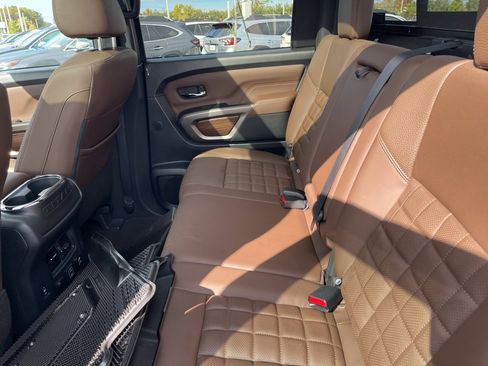 Used 2023 Nissan Titan Platinum Reserve w/ Moonroof Package image 29