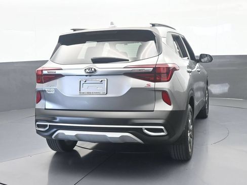 Used 2021 Kia Seltos S FWD image 5