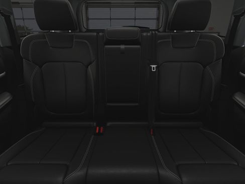 New 2025 Jeep Grand Cherokee Limited w/ Black Appearance Package image 28