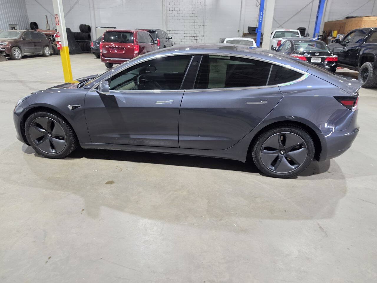 Used 2018 Tesla Model 3 Long Range AWD/4WD image 5