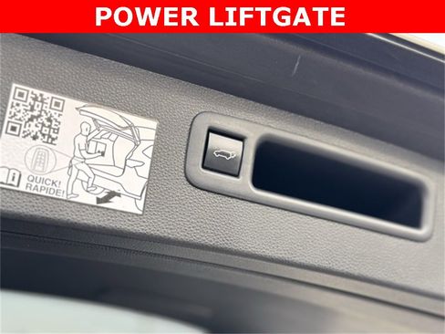 Used 2022 Toyota Highlander Platinum image 46