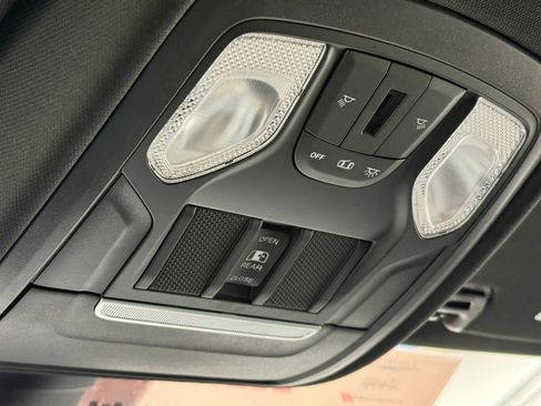 Used 2021 RAM 1500 Big Horn image 29