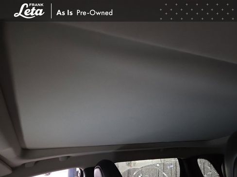 Used 2017 Jeep Cherokee Overland image 26