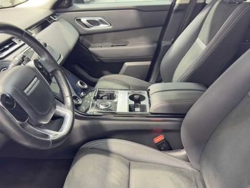 Used 2019 Land Rover Range Rover Velar P250 Base image 22