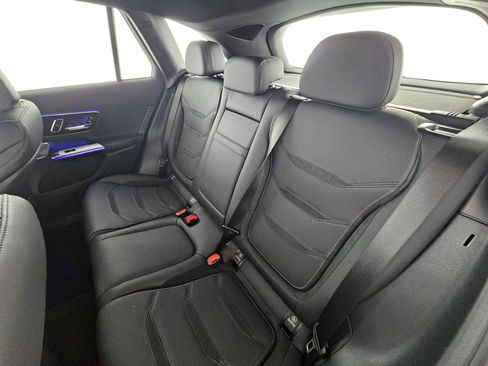 New 2025 Mercedes-Benz GLC 63 AMG S image 18