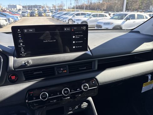 New 2026 Honda Pilot Touring image 24