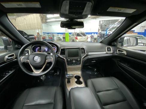 Used 2014 Jeep Grand Cherokee Limited AWD/4WD image 29