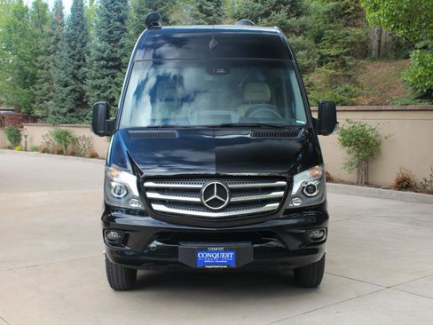 Used 2017 Mercedes-Benz Sprinter 3500 image 3