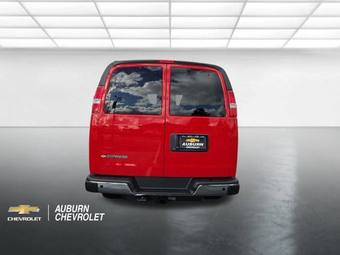 New 2026 Chevrolet Express 3500 RWD image 4