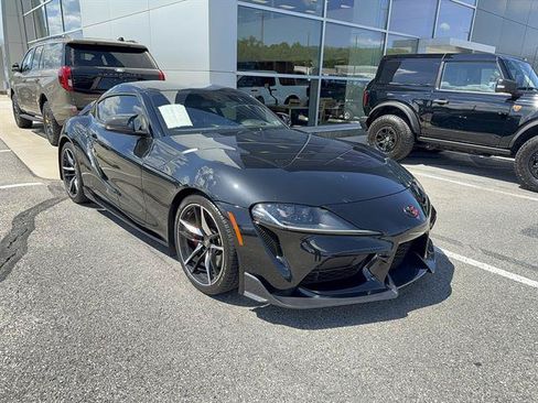 Used 2022 Toyota Supra Premium w/ Driver Assist Package RWD image 2