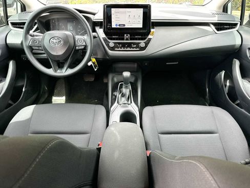 Used 2025 Toyota Corolla LE FWD image 25