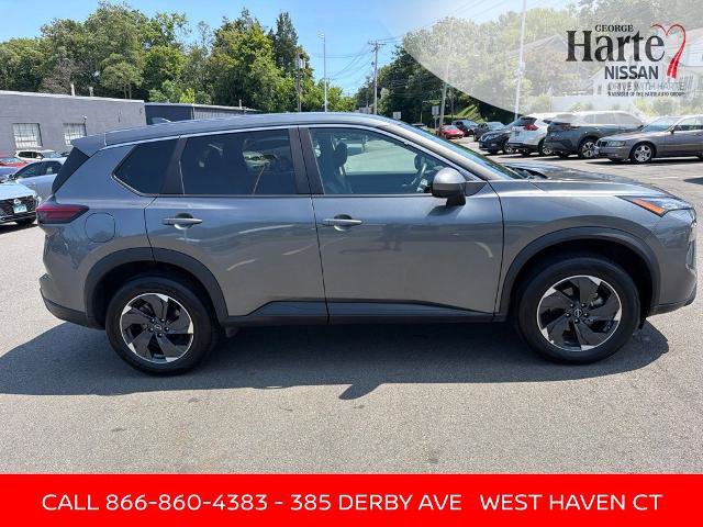 Certified 2026 Nissan Rogue SV AWD/4WD image 9
