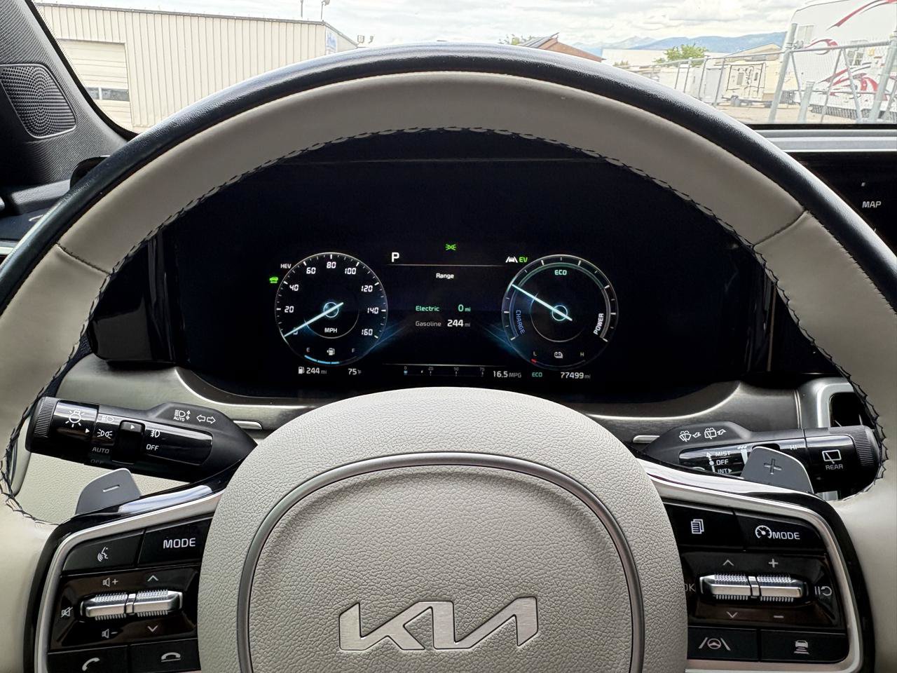Used 2022 Kia Sorento SX Prestige AWD/4WD image 11