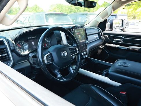 Used 2019 RAM 1500 Laramie AWD/4WD image 27