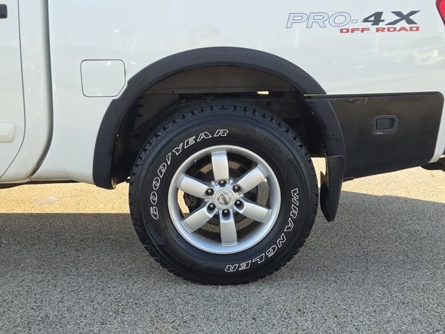 Used 2011 Nissan Titan PRO-4X w/ Pro-4x Technology Pkg AWD/4WD image 18