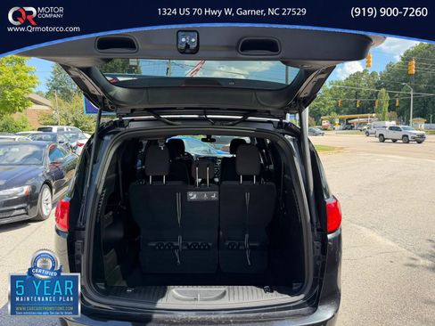 Used 2019 Chrysler Pacifica Touring Plus w/ S Appearance Package FWD image 29