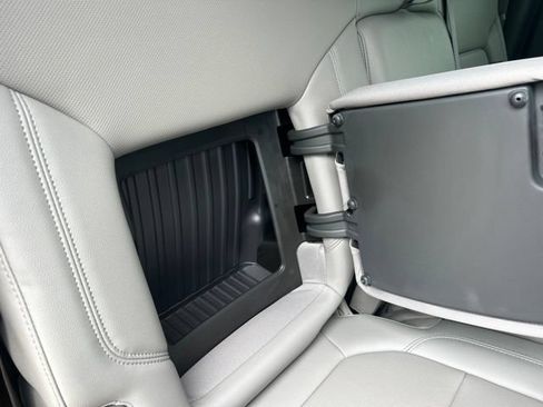 Used 2019 Chevrolet Silverado 1500 LTZ AWD/4WD image 24