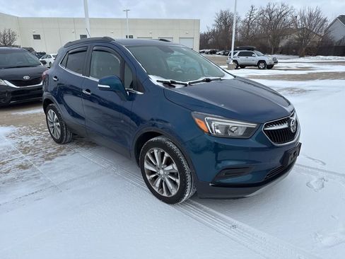Used 2019 Buick Encore Preferred image 1