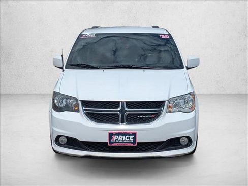 Used 2020 Dodge Grand Caravan SXT FWD image 2