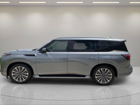 Used 2025 INFINITI QX80 Sensory AWD/4WD image 2