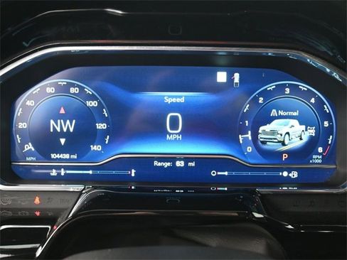 Used 2023 Chevrolet Silverado 1500 High Country w/ Technology Package image 17