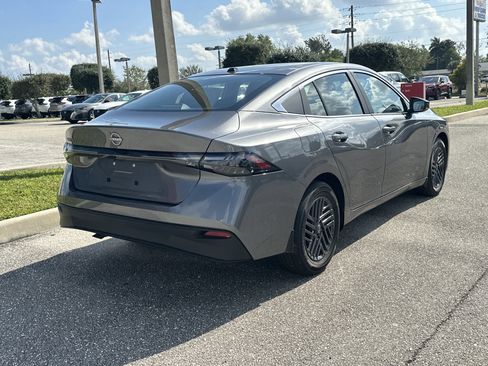 New 2026 Nissan Sentra SV image 7