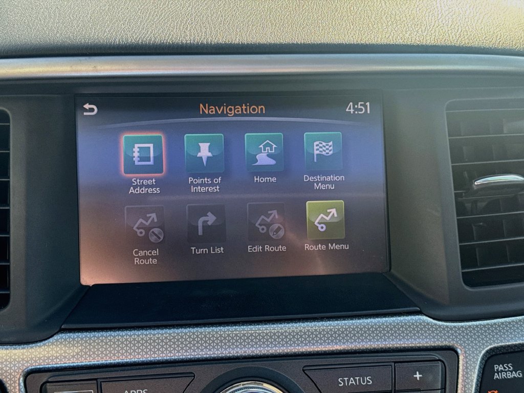 Used 2017 Nissan Pathfinder SL w/ SL Premium Package FWD image 13