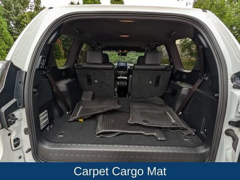 Used 2023 Lexus GX 460 Luxury w/ Sport Design Package AWD/4WD image 33