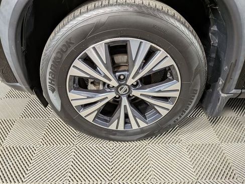 Used 2023 Nissan Rogue SV w/ SV Premium Package AWD/4WD image 34