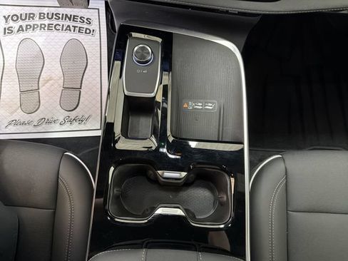 Certified 2025 Buick Enclave Preferred FWD image 21