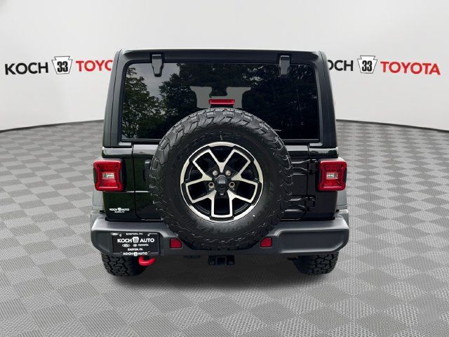 Used 2025 Jeep Wrangler Unlimited Rubicon AWD/4WD image 7